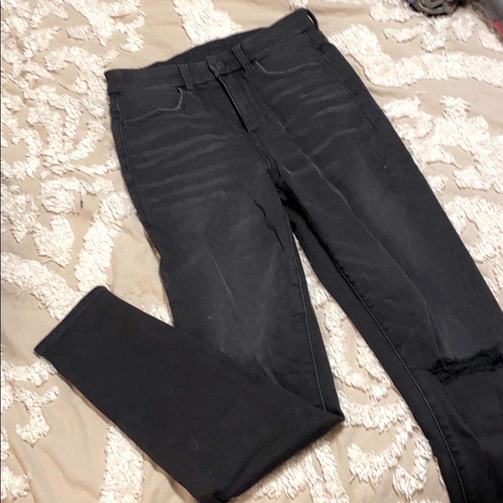 Black skinny jeans